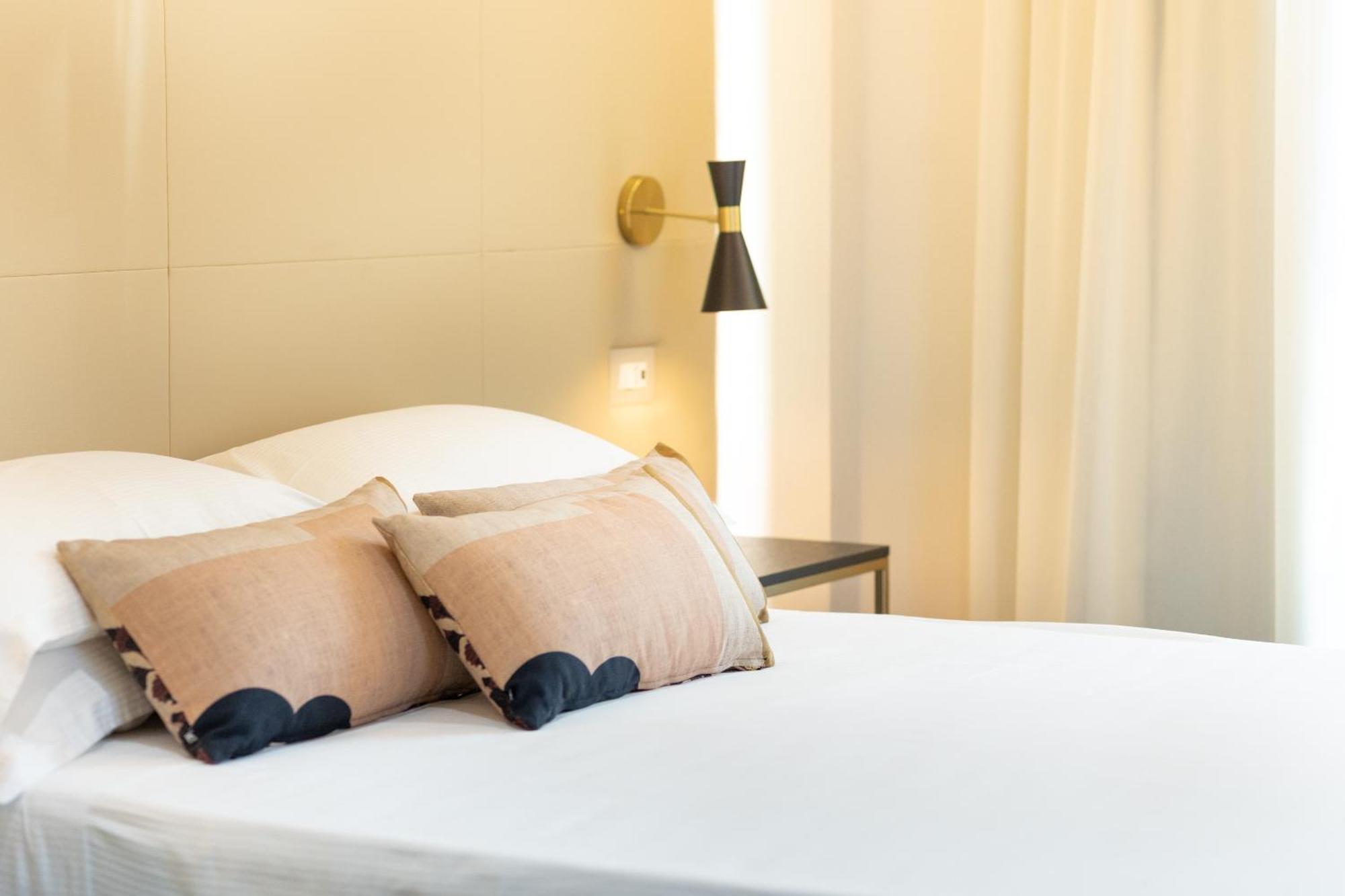 Hotel Mondial Rimini Extérieur photo
