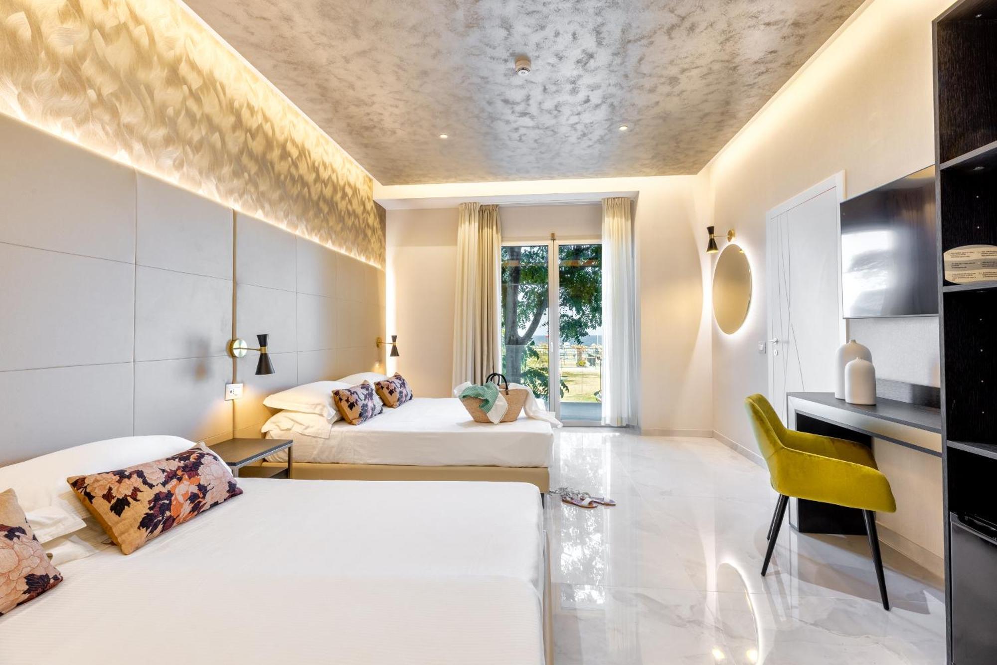Hotel Mondial Rimini Extérieur photo