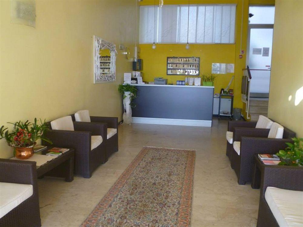 Hotel Mondial Rimini Extérieur photo